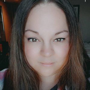 Meet your Posher, Kelli